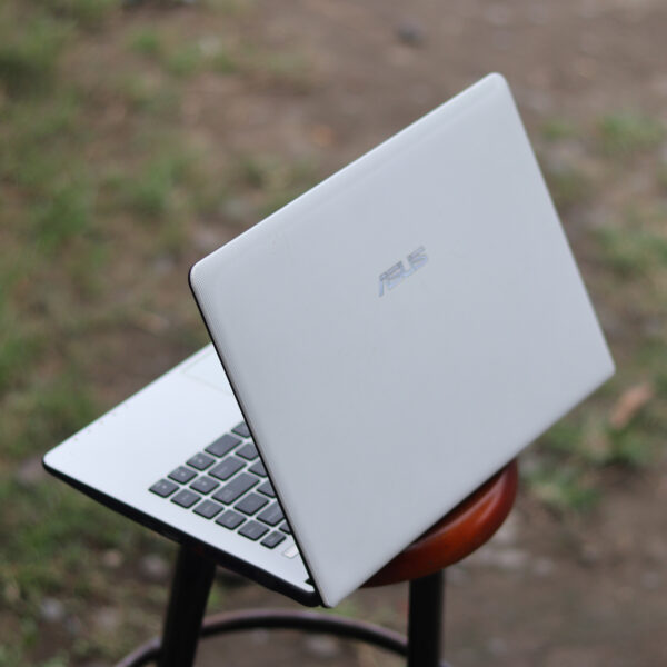 Laptop Asus X401U Normal Siap Pakai Untuk Belajar & Kerja Office - Gambar 4