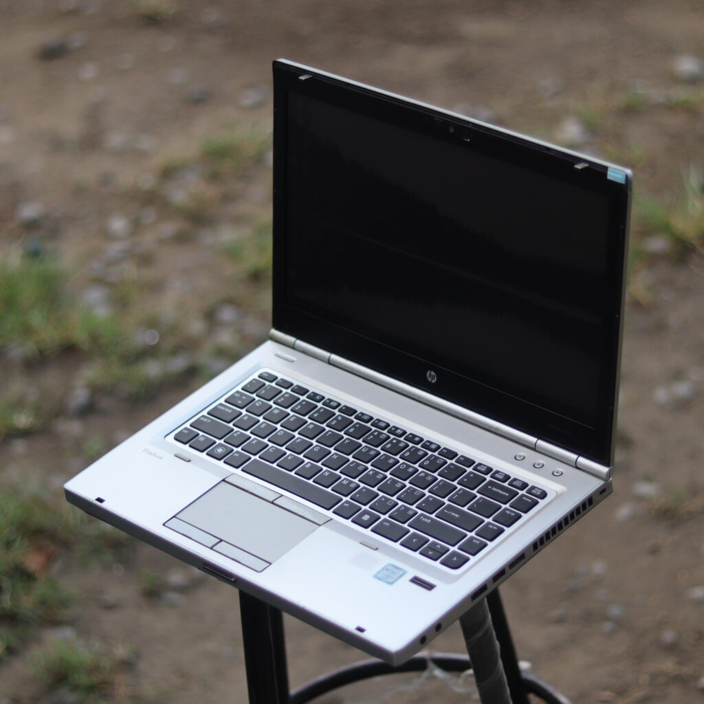 Laptop HP Core i5 8460P | Windows 10 Siap Pakai Untuk Kerja dan Pelajar
