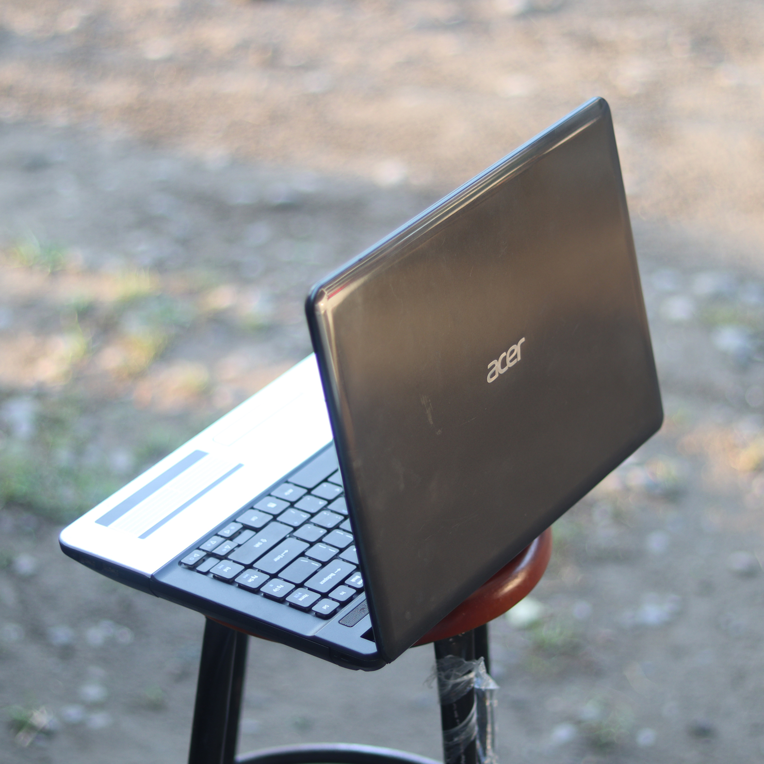 Laptop Acer E1-421 Second Siap Pakai | AMD E1200 Ram 4GB Hdd 500GB - Gambar 4