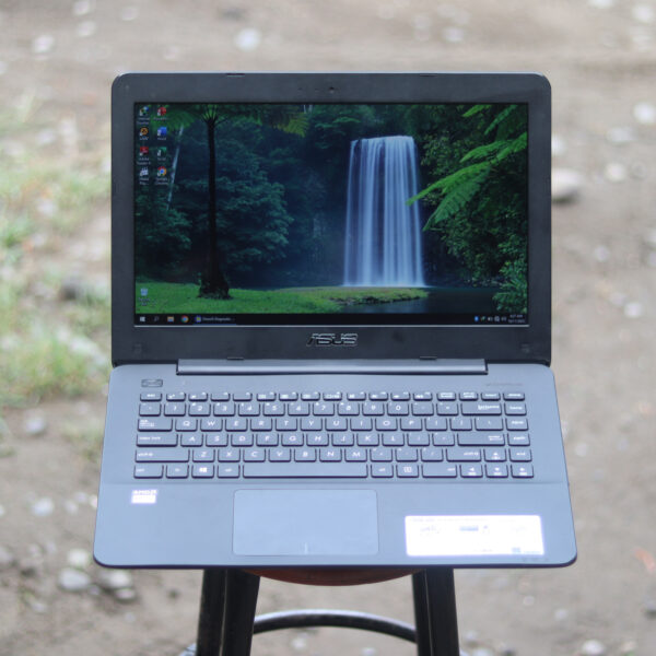 Asus X55YA Siap Pakai | RAM 6GB 500GB - Gambar 2
