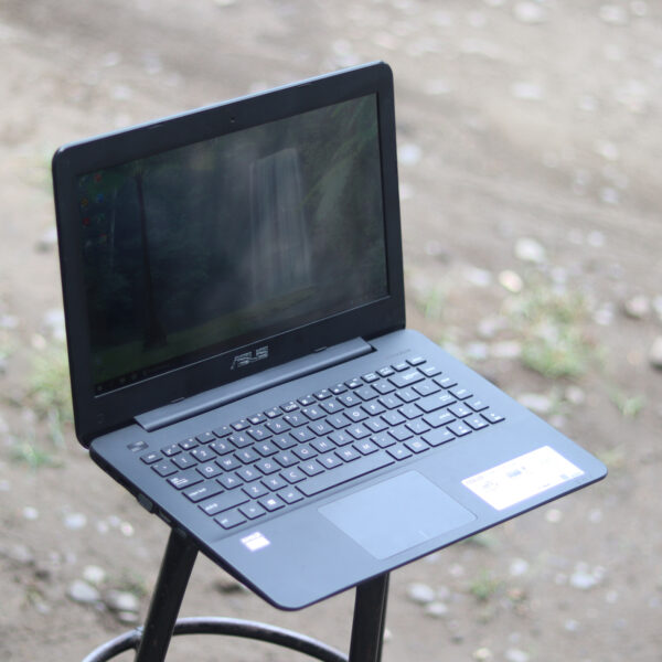 Asus X55YA Siap Pakai | RAM 6GB 500GB - Gambar 3