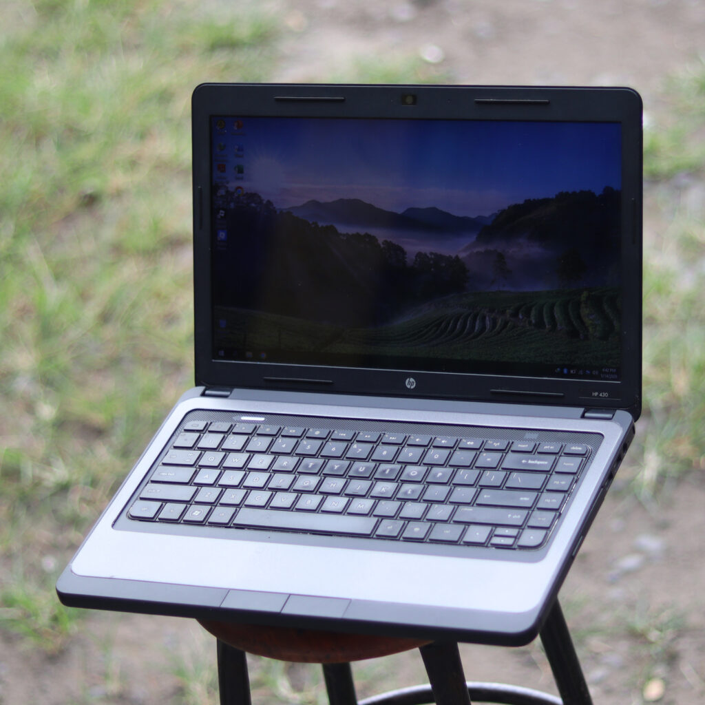 Laptop Hp 430 | Core i3 4GB 320GB Siap Pakai