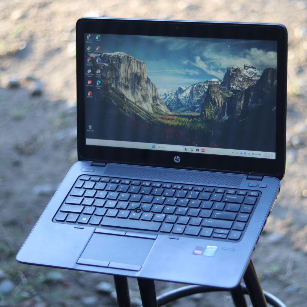 Hp Zbook 14 G2 Layar Sentuh | i7 8Gb SSD 256 Radeon Graphics