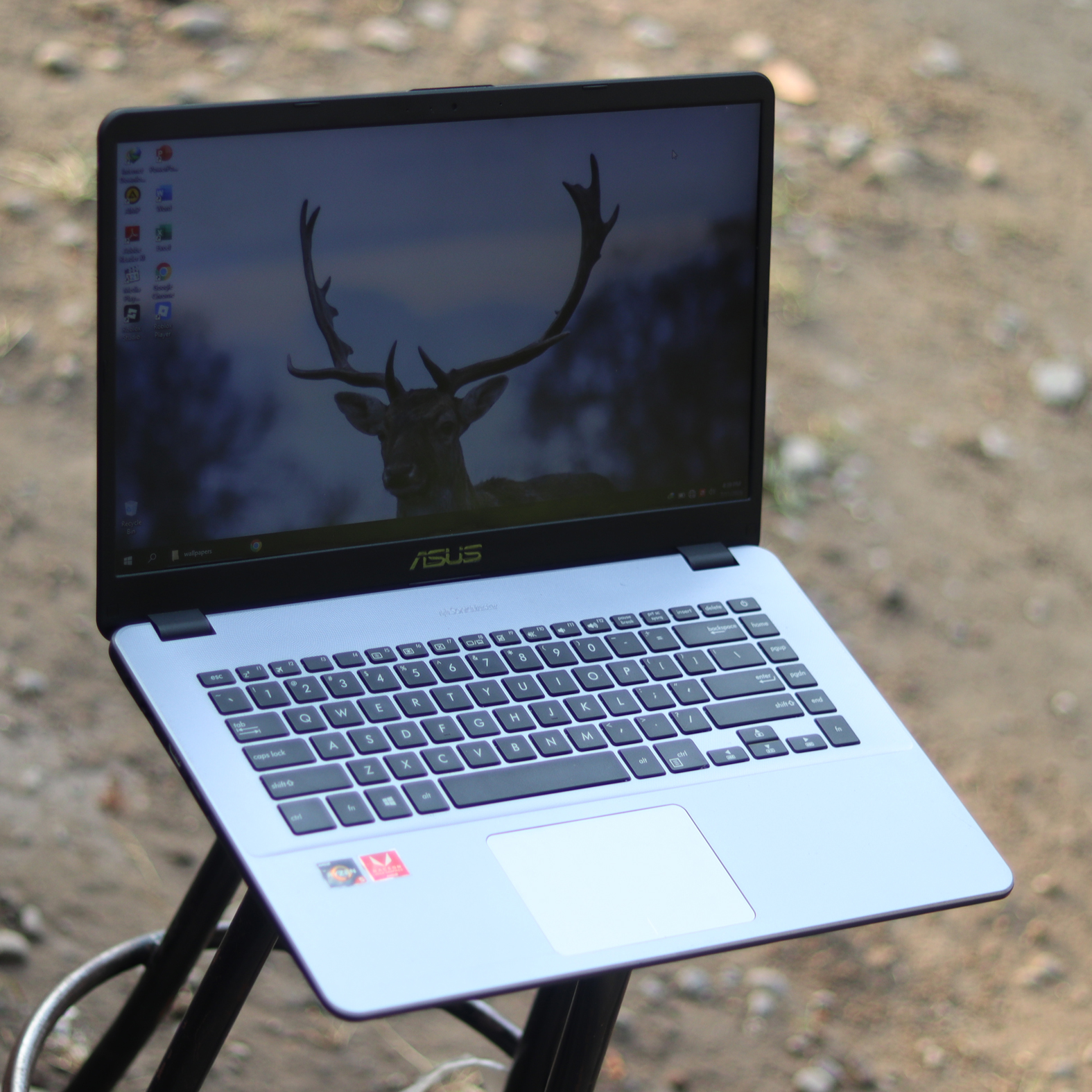 Asus Vivobook X505ZA | Ryzen 5 8GB 1 TB - Gambar 3