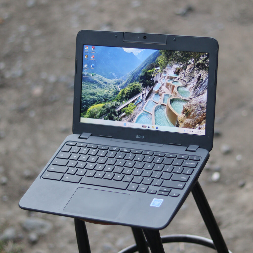 SPC Chromebook Windows11 4GB N4020 SSD 32GB