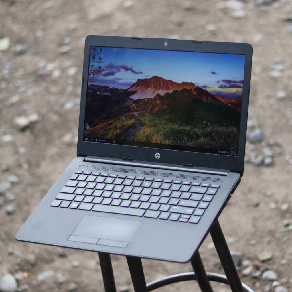 HP 14 Slim AMD E2-GEN 9 RAM 8 GB SSD 128