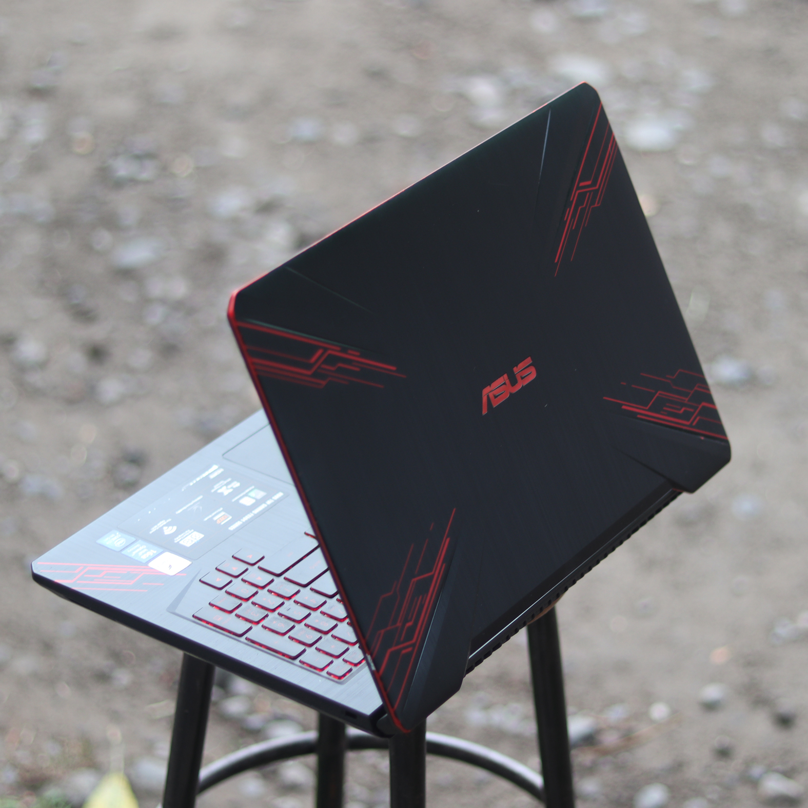 Asus Tuf Gaming FX504GD Nvidia 1050 Desain & Game - Gambar 4